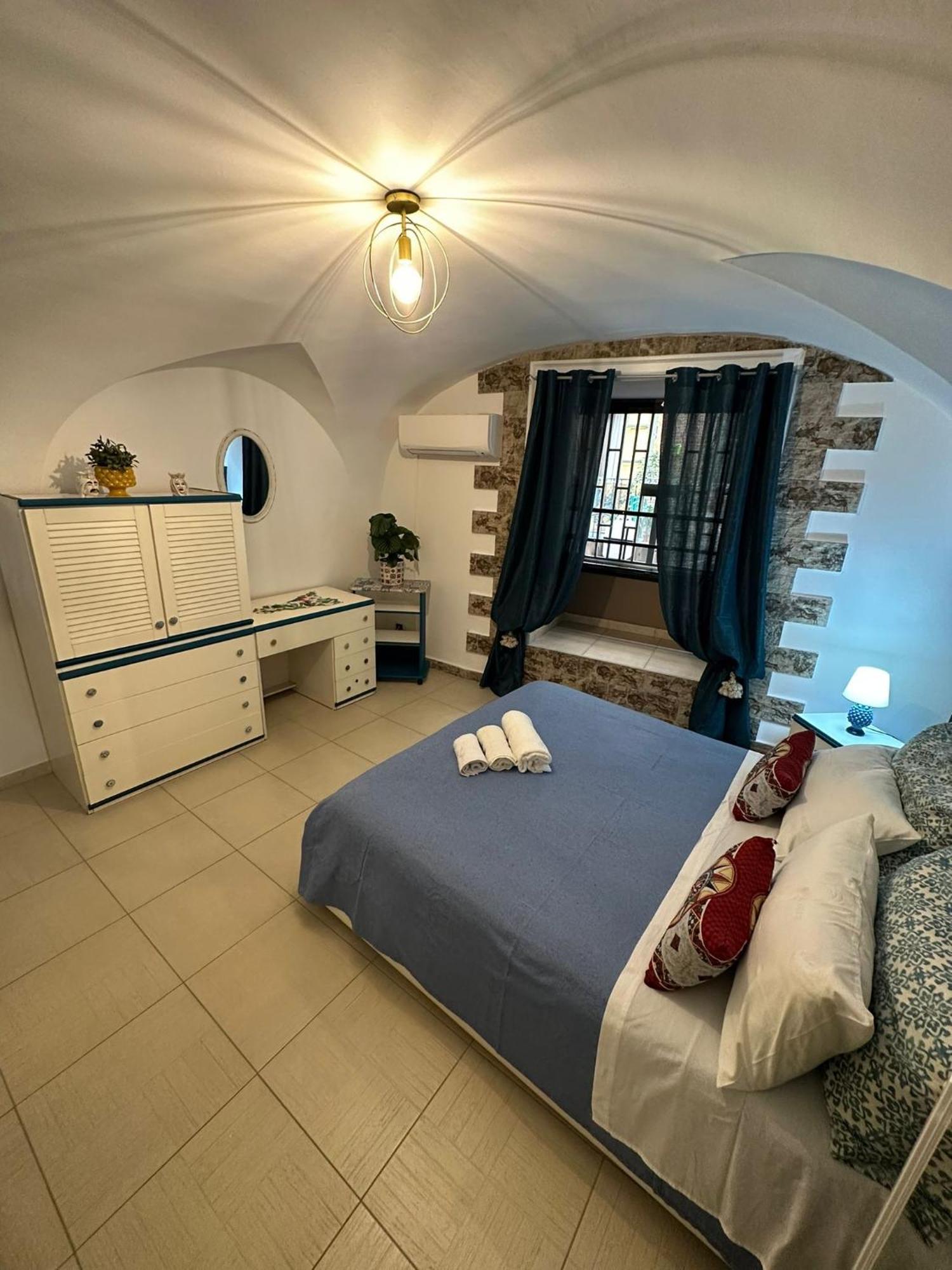 A Casuzza Di Gio Apartment ปาแลร์โม ภายนอก รูปภาพ